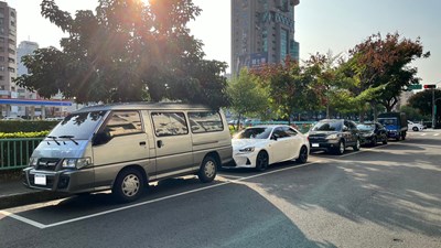 中市持續提升停車智慧化服務，113年起將再推出汽車月票無紙化