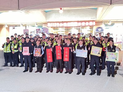 黃副市長慰勉春節安維工作 感謝警察協勤民力全體動員辛勞