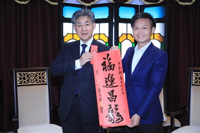 日本滋賀縣近江八幡市長小西理蒞府拜會 林副秘書長：盼深化觀光美食合作