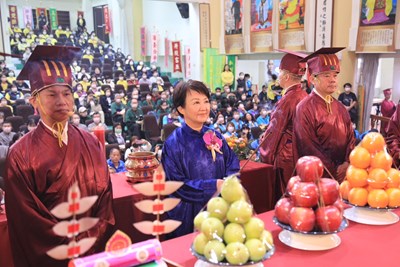 海內外華族祭祖大典清水舉行 盧市長主祭祈福