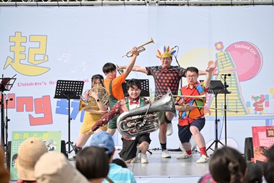 兒藝節港區場次演出團隊「中灣銅管室內樂團」