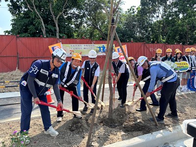 05-眾人一同為崇德十九路延伸工程種下具特別意義的喬木_0