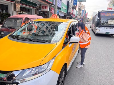加強管理計程車營業秩序，市府跨局處稽查計程車維護乘客權益