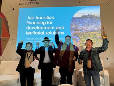 鄭副市長與玻利維亞市政協會聯盟(FAM-BOLIVIA)簽署合作交流意向書草約