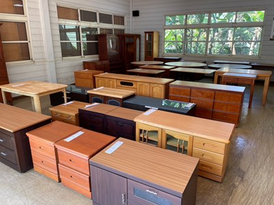 寶之林賣場陳列之再生家具