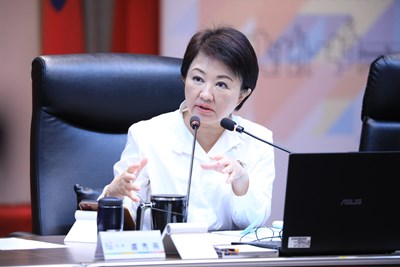 與時間賽跑! 智慧救護縮短救護車行駛及醫療交接時間  獲盧市長肯定