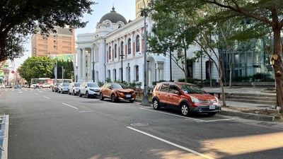台中交通網APP可查詢路邊、路外停車訊息,民眾找停車位更便利
