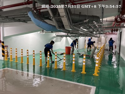 受連續強降雨影響導致停車場積水,市府立即啟動應變措施_0
