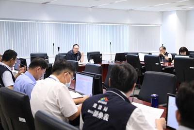中市府積極處置,跨局處啟動五大措施,包括加速山區邊坡保護與道路修復,也啟動環境消毒、災損農作救助與衛生醫療關懷等多面向作為,穩健推進讓市民安心