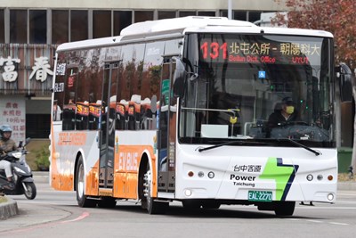 台中市電動公車穩定成長中,成績也獲中央肯定_0