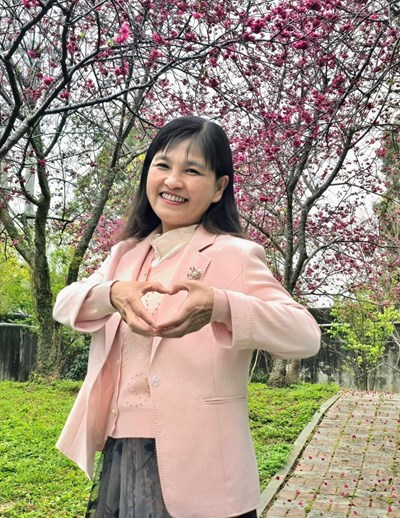 石岡國中退休校長廖玉枝