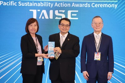永續長黃崇典秘書長榮獲「2025亞太永續行動獎-頂尖永續長獎」