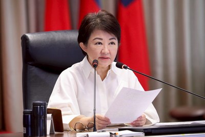 中市府汰換課桌椅不浪費! 盧市長宣布:學生家庭、社區機構皆可領取再利用