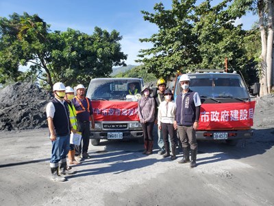 林副總隨後向所有救災成員轉達盧秀燕市長及建設局長陳大田的關心與慰問,感謝同仁堅_0
