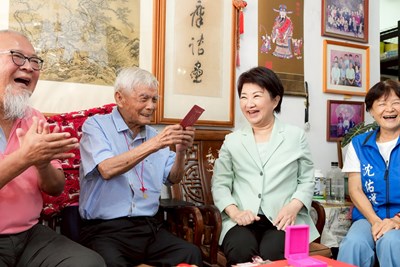 _致贈百歲人瑞劉百忠先生重陽禮金