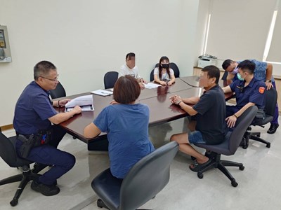 龍井地政事務所與龍井分駐所協助防詐關懷1