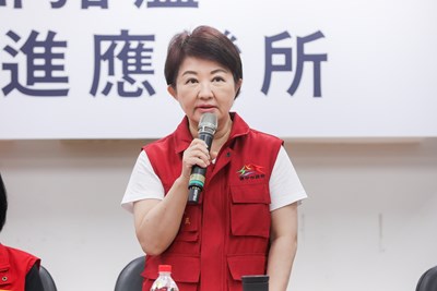 盧秀燕市長宣布公有市場豬肉攤商免收使用費，與業者共度難關_0