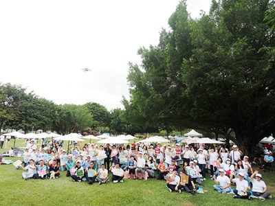 局長與市民合照