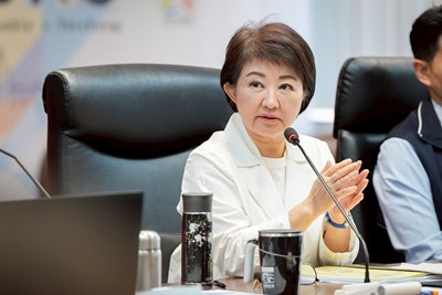 守護長者安全出行 盧市長責成交通局推動斑馬線加寬計劃