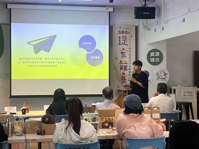 「飛爾市集」創辦人張鈺德擔任媒合會資源方，分享自身創業經驗_0