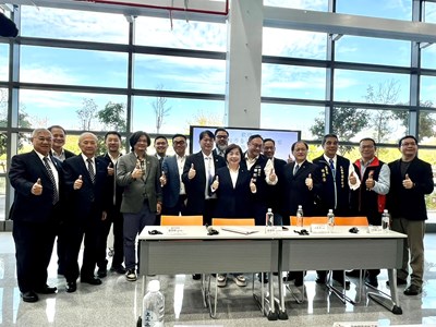 立法院經濟委員會考察臺中國際會展中心一、二期進度_0