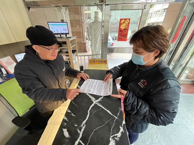 環保局已提前盤點社區大樓，並責成環保局清潔隊主動介入協調