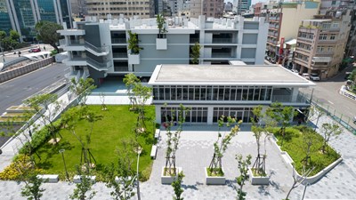 第二市場停車場(興中)附屬店鋪2月7日營運並推出優惠活動，歡迎民眾前往