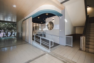 港區藝術中心廁所入口