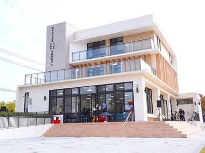 市府活化大里公墓用地，打造仁化、仁德里活動中心，讓有限空間發揮最大公共價值