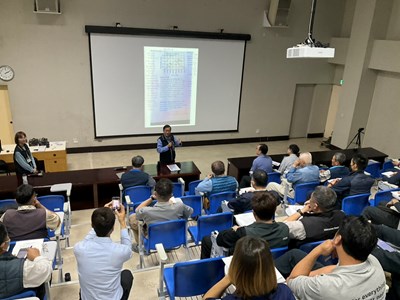 說明會現場情形