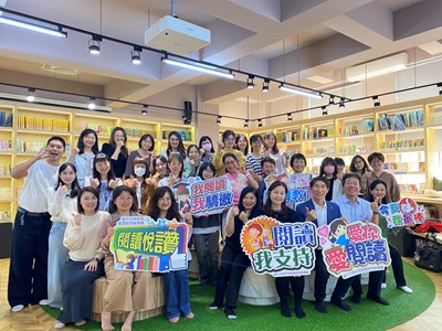 閱讀輔導團國小組共備研習大合照1_0