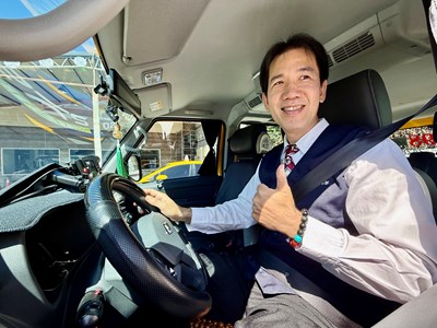 VIP級貼心服務！台中市通用計程車守護行動不便民眾