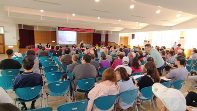 向民眾說明計畫內容