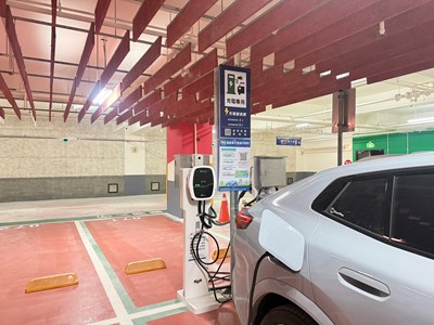 中市公有停車場充電槍資訊可於台中交通網APP查詢
