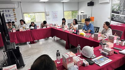 黃柏惠老師講解熱危害因應對策