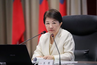 台中市長盧秀燕今日主持會議