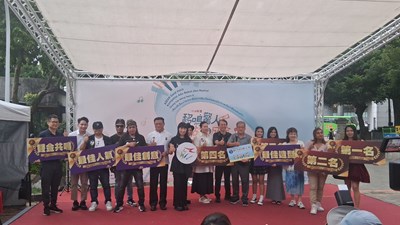 114年度東協好聲音歌唱比賽獲獎者合影