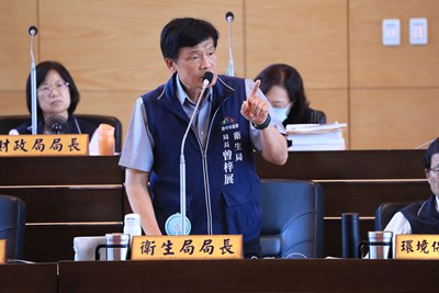 台中市政府衛生局長曾梓展