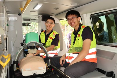 潭子慈龍宮、亞太聯智捐救護車與消防警備車 嘉惠市民
