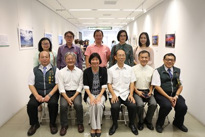 中市府局處首長藝文美展 公務之餘展現藝術才華