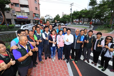 西屯潮洋溪迴轉道完工 紓解往逢甲商圈車流