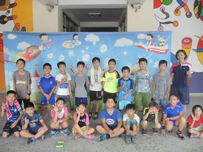 培養孩子運動習慣  軟式網球假日育樂營開跑