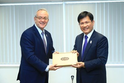法國企業行動聯盟拜會中市府 林市長盼與法國更多交流