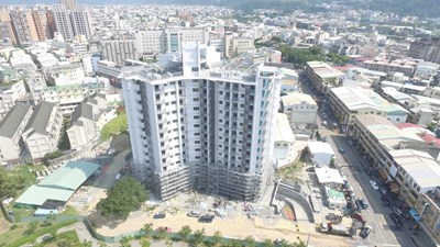 中市首件社會住宅主結構完工 豐原安康段大樓工程進度80%