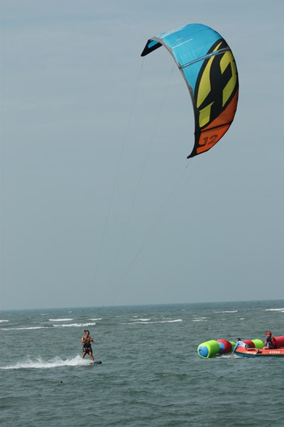 大安風箏衝浪競技11日登場  50位國內外選手參賽