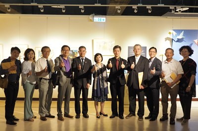 特教生藝術創作成果展 中市教育局長邀團體共賞