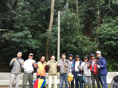 中市最偏遠深山路燈點亮 和平居民行車更安心