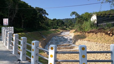 不再淹水 新社區野溪護岸整治完成