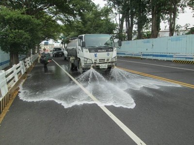 降低空汙 中市建設局強化工區防揚塵措施