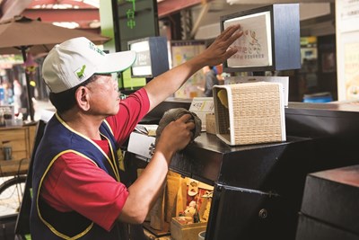 創造勞資雙贏 中市府續推中高齡人力再運用僱用獎勵